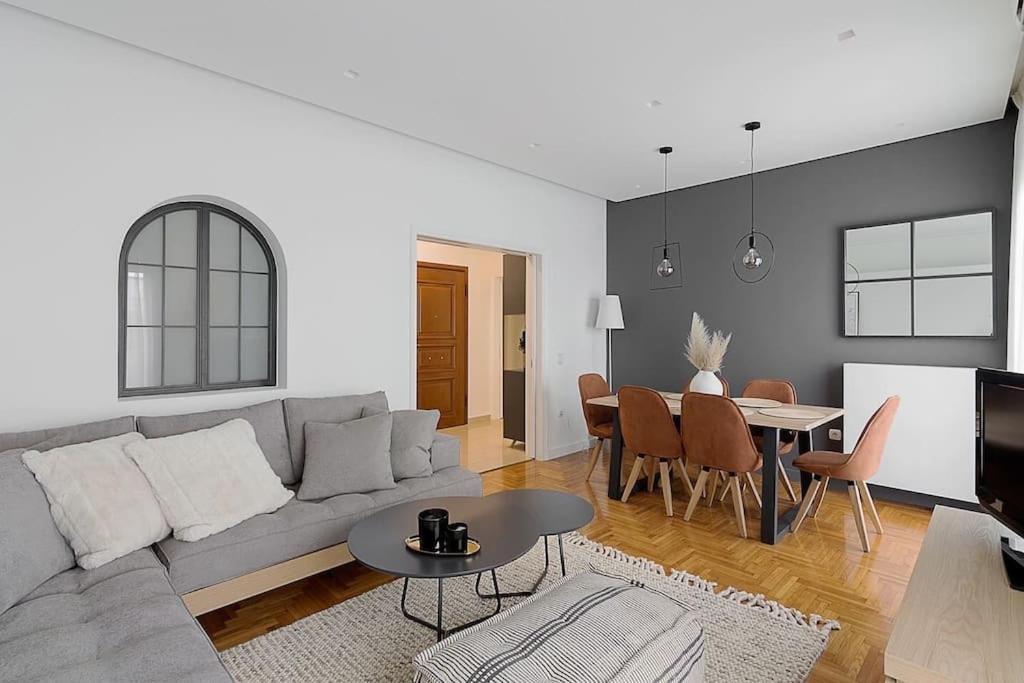 A Unique Apartment In The Historical Center-3Bds 雅典 外观 照片